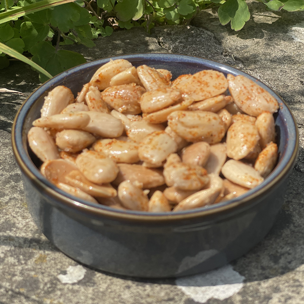 Pimenton y almendras Pimenton y almendras